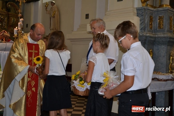 Zdjęcie w galerii na portalu naszraciborz.pl: Dożynki 2016. Parafia Tworków dziękuje dziś za plony wiadomości z regionu