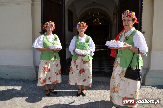 Zdjęcie w galerii na portalu naszraciborz.pl: Dożynki 2016. Parafia Tworków dziękuje dziś za plony wiadomości z regionu