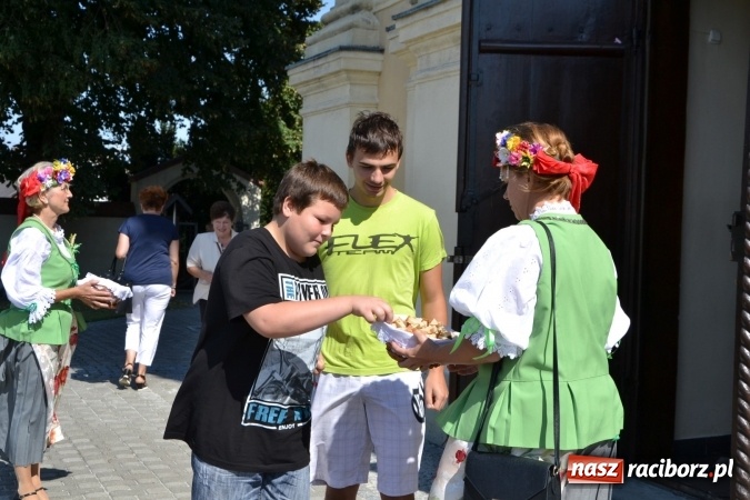 Zdjęcie w galerii na portalu naszraciborz.pl: Dożynki 2016. Parafia Tworków dziękuje dziś za plony wiadomości z regionu