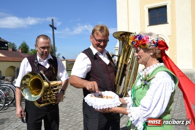 Zdjęcie w galerii na portalu naszraciborz.pl: Dożynki 2016. Parafia Tworków dziękuje dziś za plony wiadomości z regionu