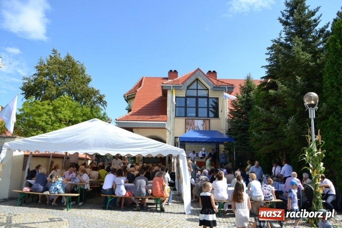 Zdjęcie w galerii na portalu naszraciborz.pl: Dożynki 2016. Parafia Tworków dziękuje dziś za plony wiadomości z regionu