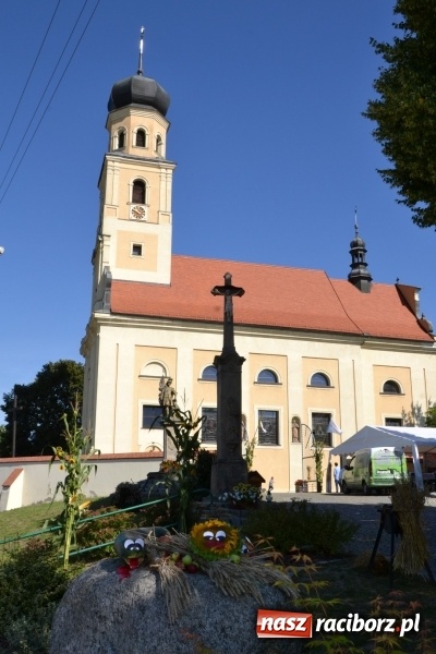 Zdjęcie w galerii na portalu naszraciborz.pl: Dożynki 2016. Parafia Tworków dziękuje dziś za plony wiadomości z regionu