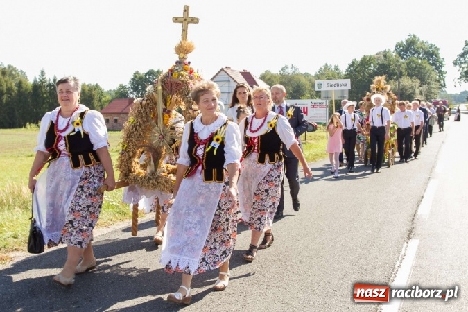 Zdjęcie w galerii na portalu naszraciborz.pl: Dożynki 2016. W Rudzie Kozielskiej jak na karnawale w Rio de Janeiro wiadomości z regionu