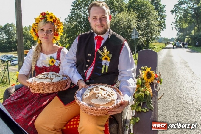 Zdjęcie w galerii na portalu naszraciborz.pl: Dożynki 2016. W Rudzie Kozielskiej jak na karnawale w Rio de Janeiro wiadomości z regionu