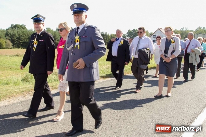 Zdjęcie w galerii na portalu naszraciborz.pl: Dożynki 2016. W Rudzie Kozielskiej jak na karnawale w Rio de Janeiro wiadomości z regionu