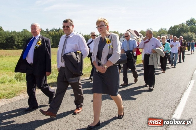 Zdjęcie w galerii na portalu naszraciborz.pl: Dożynki 2016. W Rudzie Kozielskiej jak na karnawale w Rio de Janeiro wiadomości z regionu