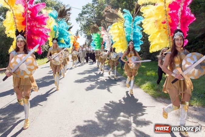 Zdjęcie w galerii na portalu naszraciborz.pl: Dożynki 2016. W Rudzie Kozielskiej jak na karnawale w Rio de Janeiro wiadomości z regionu