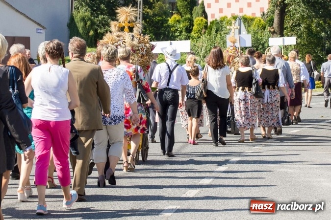 Zdjęcie w galerii na portalu naszraciborz.pl: Dożynki 2016. W Rudzie Kozielskiej jak na karnawale w Rio de Janeiro wiadomości z regionu