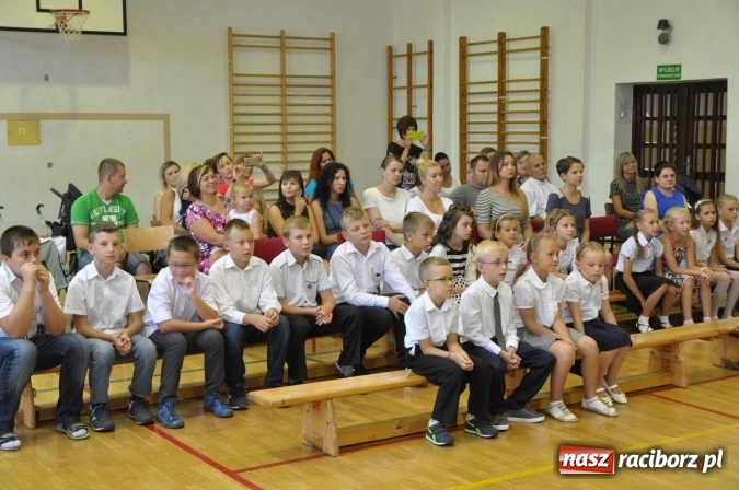 Zdjęcie w galerii na portalu naszraciborz.pl: Najmniejsza szkoła z najmniejszą klasą rozpoczęła rok szkolny wiadomości z regionu