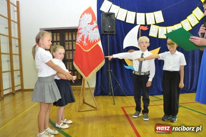 Zdjęcie w galerii na portalu naszraciborz.pl: Najmniejsza szkoła z najmniejszą klasą rozpoczęła rok szkolny wiadomości z regionu