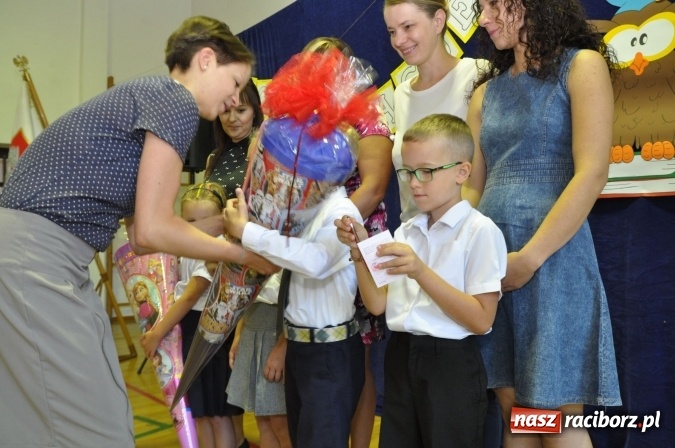 Zdjęcie w galerii na portalu naszraciborz.pl: Najmniejsza szkoła z najmniejszą klasą rozpoczęła rok szkolny wiadomości z regionu