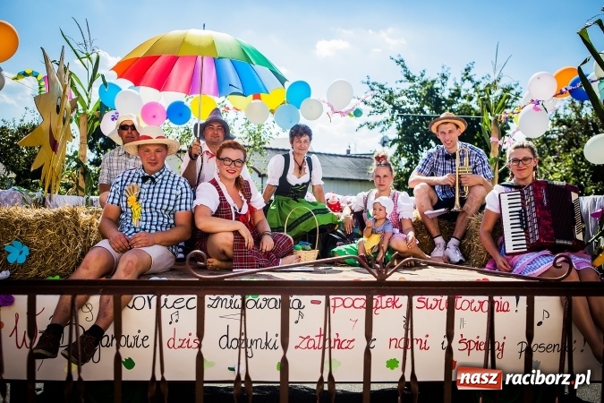Zdjęcie w galerii na portalu naszraciborz.pl: Dożynki 2016. W Bojanowie świętuje cała gmina Krzanowice. Kolorowo i pomysłowo wiadomości z regionu