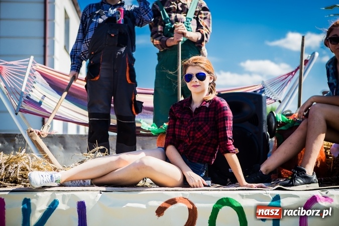 Zdjęcie w galerii na portalu naszraciborz.pl: Dożynki 2016. W Bojanowie świętuje cała gmina Krzanowice. Kolorowo i pomysłowo wiadomości z regionu