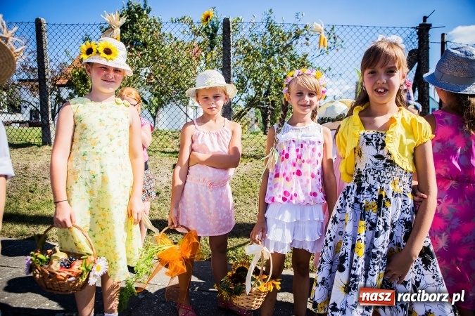 Zdjęcie w galerii na portalu naszraciborz.pl: Dożynki 2016. W Bojanowie świętuje cała gmina Krzanowice. Kolorowo i pomysłowo wiadomości z regionu