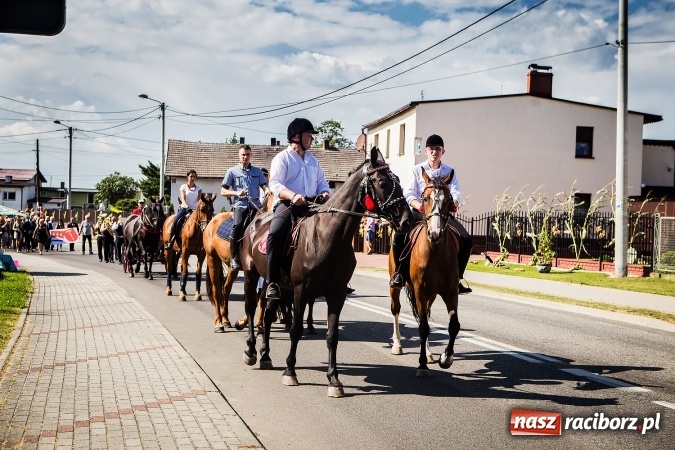 Zdjęcie w galerii na portalu naszraciborz.pl: Dożynki 2016. W Bojanowie świętuje cała gmina Krzanowice. Kolorowo i pomysłowo wiadomości z regionu