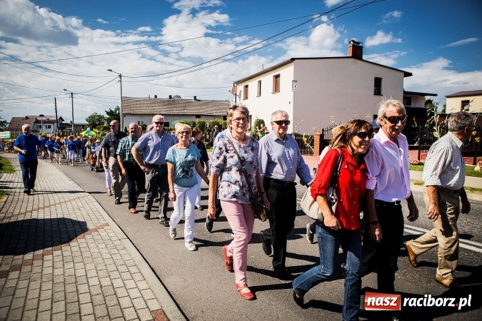 Zdjęcie w galerii na portalu naszraciborz.pl: Dożynki 2016. W Bojanowie świętuje cała gmina Krzanowice. Kolorowo i pomysłowo wiadomości z regionu