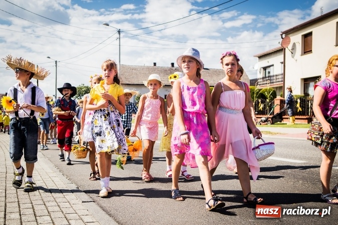 Zdjęcie w galerii na portalu naszraciborz.pl: Dożynki 2016. W Bojanowie świętuje cała gmina Krzanowice. Kolorowo i pomysłowo wiadomości z regionu