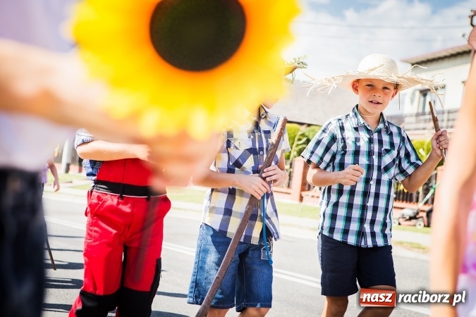 Zdjęcie w galerii na portalu naszraciborz.pl: Dożynki 2016. W Bojanowie świętuje cała gmina Krzanowice. Kolorowo i pomysłowo wiadomości z regionu