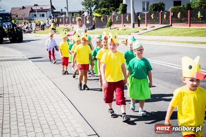 Zdjęcie w galerii na portalu naszraciborz.pl: Dożynki 2016. W Bojanowie świętuje cała gmina Krzanowice. Kolorowo i pomysłowo wiadomości z regionu