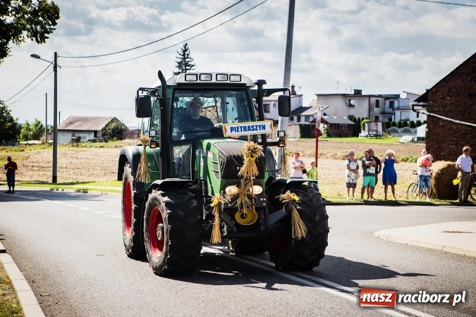 Zdjęcie w galerii na portalu naszraciborz.pl: Dożynki 2016. W Bojanowie świętuje cała gmina Krzanowice. Kolorowo i pomysłowo wiadomości z regionu