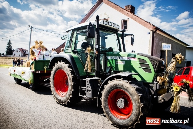 Zdjęcie w galerii na portalu naszraciborz.pl: Dożynki 2016. W Bojanowie świętuje cała gmina Krzanowice. Kolorowo i pomysłowo wiadomości z regionu