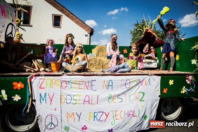 Zdjęcie w galerii na portalu naszraciborz.pl: Dożynki 2016. W Bojanowie świętuje cała gmina Krzanowice. Kolorowo i pomysłowo wiadomości z regionu