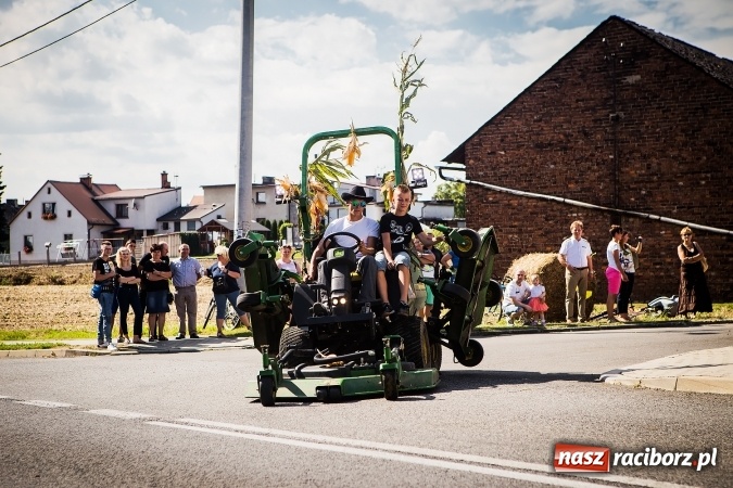 Zdjęcie w galerii na portalu naszraciborz.pl: Dożynki 2016. W Bojanowie świętuje cała gmina Krzanowice. Kolorowo i pomysłowo wiadomości z regionu
