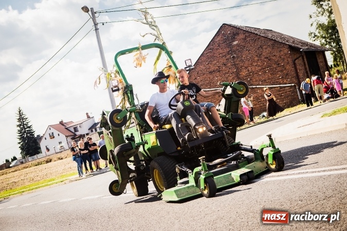 Zdjęcie w galerii na portalu naszraciborz.pl: Dożynki 2016. W Bojanowie świętuje cała gmina Krzanowice. Kolorowo i pomysłowo wiadomości z regionu