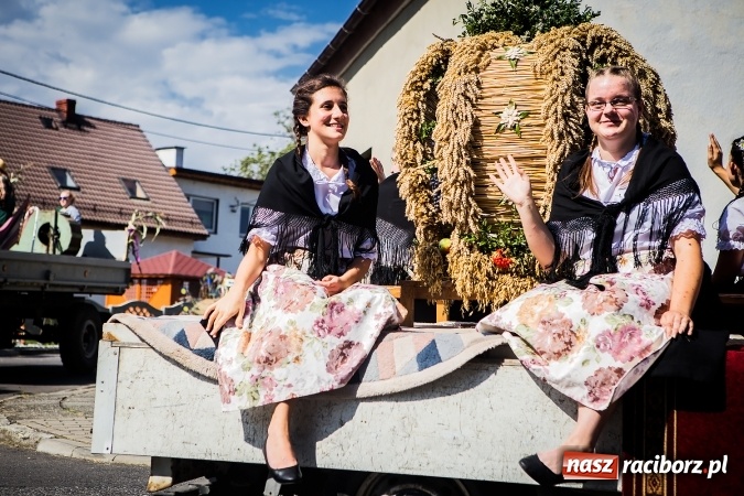 Zdjęcie w galerii na portalu naszraciborz.pl: Dożynki 2016. W Bojanowie świętuje cała gmina Krzanowice. Kolorowo i pomysłowo wiadomości z regionu