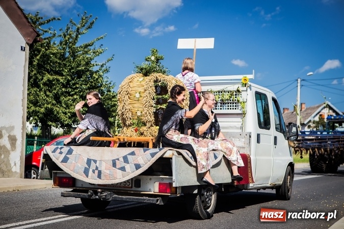 Zdjęcie w galerii na portalu naszraciborz.pl: Dożynki 2016. W Bojanowie świętuje cała gmina Krzanowice. Kolorowo i pomysłowo wiadomości z regionu