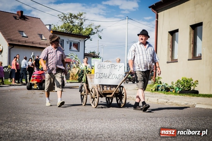 Zdjęcie w galerii na portalu naszraciborz.pl: Dożynki 2016. W Bojanowie świętuje cała gmina Krzanowice. Kolorowo i pomysłowo wiadomości z regionu