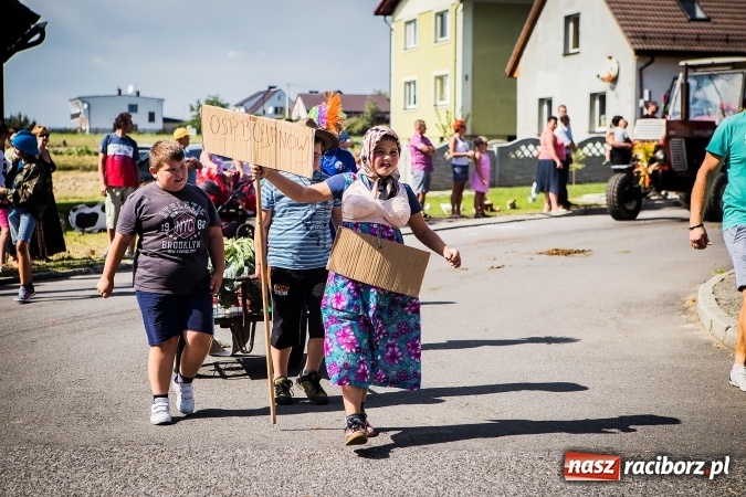 Zdjęcie w galerii na portalu naszraciborz.pl: Dożynki 2016. W Bojanowie świętuje cała gmina Krzanowice. Kolorowo i pomysłowo wiadomości z regionu