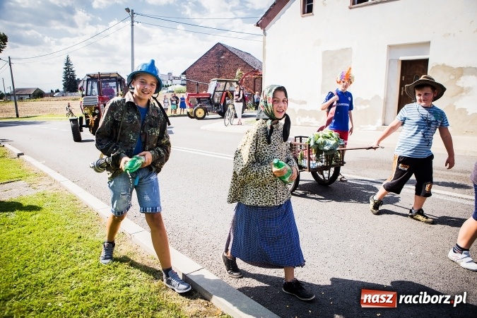 Zdjęcie w galerii na portalu naszraciborz.pl: Dożynki 2016. W Bojanowie świętuje cała gmina Krzanowice. Kolorowo i pomysłowo wiadomości z regionu