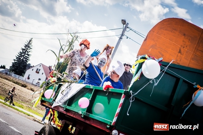 Zdjęcie w galerii na portalu naszraciborz.pl: Dożynki 2016. W Bojanowie świętuje cała gmina Krzanowice. Kolorowo i pomysłowo wiadomości z regionu