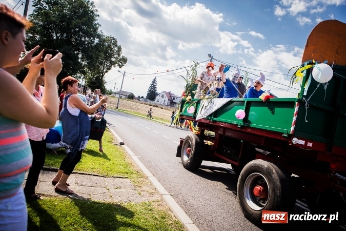 Zdjęcie w galerii na portalu naszraciborz.pl: Dożynki 2016. W Bojanowie świętuje cała gmina Krzanowice. Kolorowo i pomysłowo wiadomości z regionu