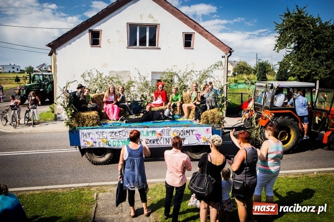 Zdjęcie w galerii na portalu naszraciborz.pl: Dożynki 2016. W Bojanowie świętuje cała gmina Krzanowice. Kolorowo i pomysłowo wiadomości z regionu