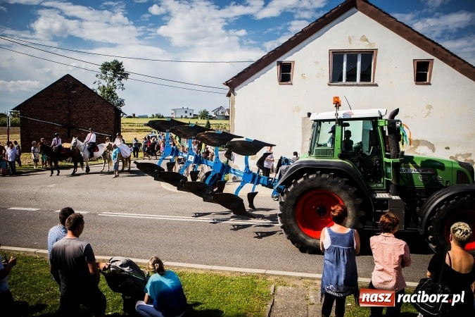 Zdjęcie w galerii na portalu naszraciborz.pl: Dożynki 2016. W Bojanowie świętuje cała gmina Krzanowice. Kolorowo i pomysłowo wiadomości z regionu
