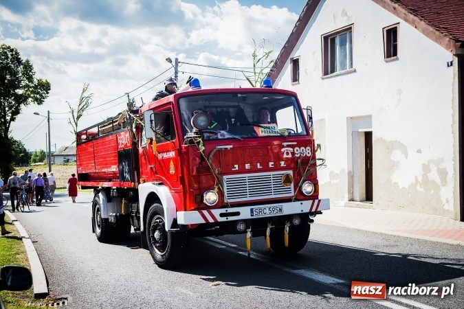Zdjęcie w galerii na portalu naszraciborz.pl: Dożynki 2016. W Bojanowie świętuje cała gmina Krzanowice. Kolorowo i pomysłowo wiadomości z regionu