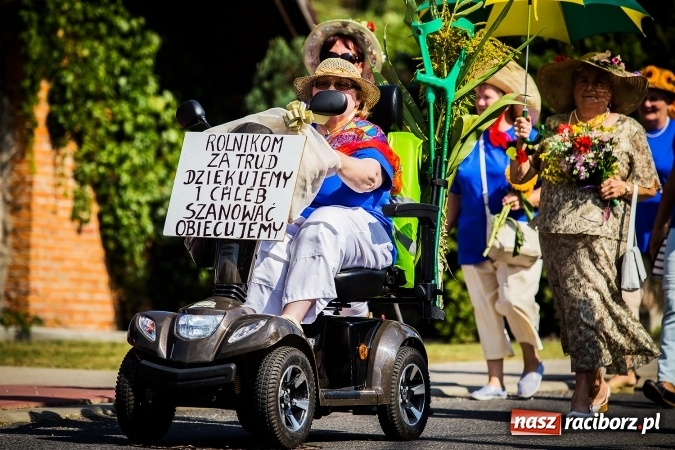 Zdjęcie w galerii na portalu naszraciborz.pl: Dożynki 2016. W Bojanowie świętuje cała gmina Krzanowice. Kolorowo i pomysłowo wiadomości z regionu