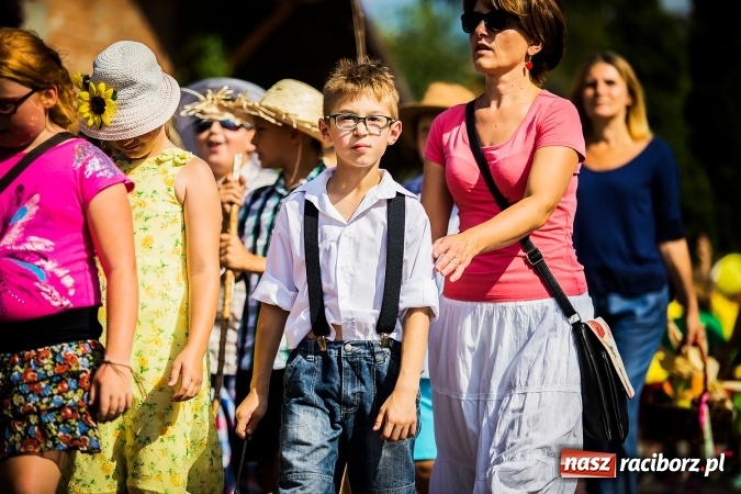 Zdjęcie w galerii na portalu naszraciborz.pl: Dożynki 2016. W Bojanowie świętuje cała gmina Krzanowice. Kolorowo i pomysłowo wiadomości z regionu