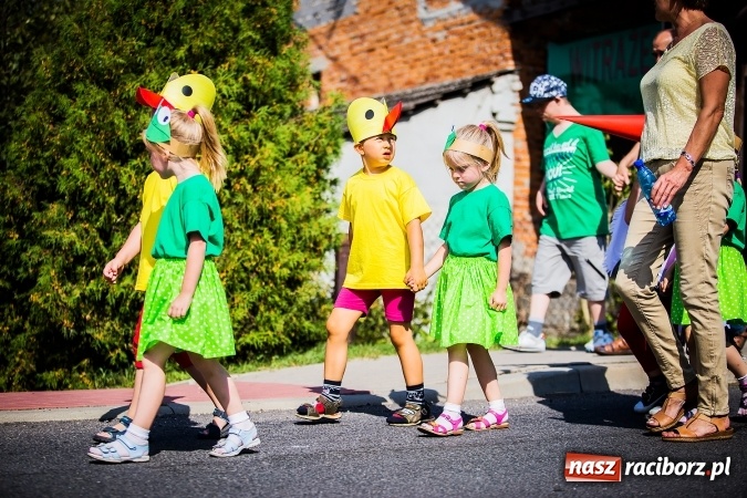 Zdjęcie w galerii na portalu naszraciborz.pl: Dożynki 2016. W Bojanowie świętuje cała gmina Krzanowice. Kolorowo i pomysłowo wiadomości z regionu