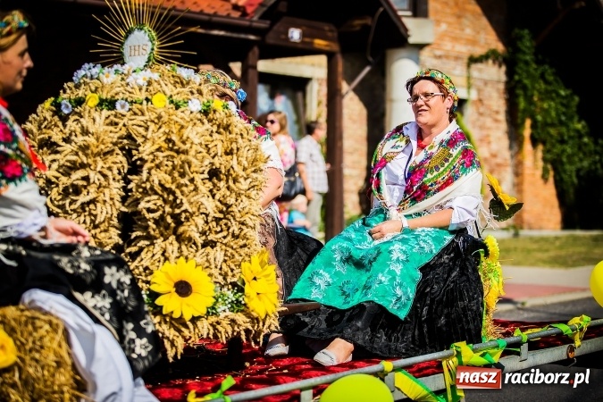 Zdjęcie w galerii na portalu naszraciborz.pl: Dożynki 2016. W Bojanowie świętuje cała gmina Krzanowice. Kolorowo i pomysłowo wiadomości z regionu