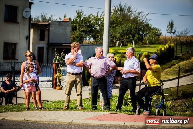 Zdjęcie w galerii na portalu naszraciborz.pl: Dożynki 2016. W Bojanowie świętuje cała gmina Krzanowice. Kolorowo i pomysłowo wiadomości z regionu