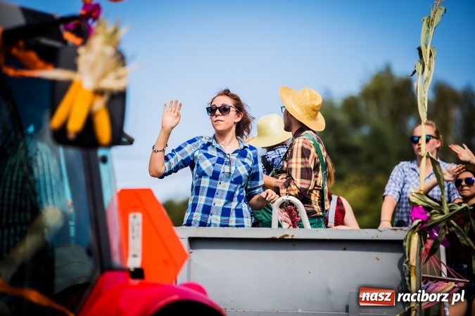 Zdjęcie w galerii na portalu naszraciborz.pl: Dożynki 2016. W Bojanowie świętuje cała gmina Krzanowice. Kolorowo i pomysłowo wiadomości z regionu