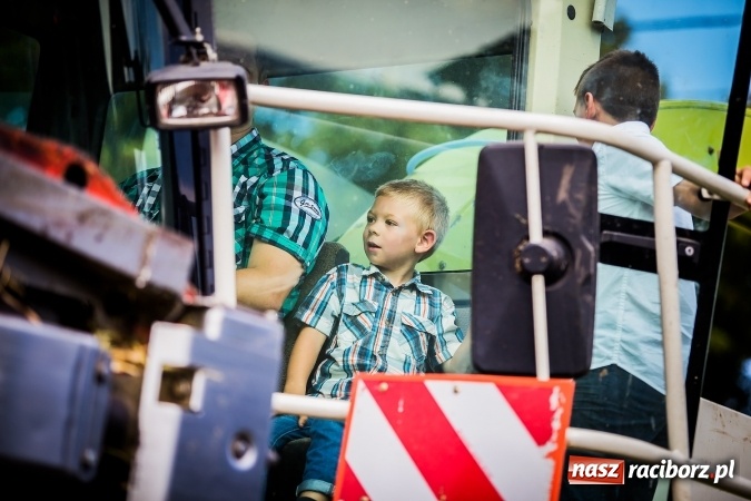 Zdjęcie w galerii na portalu naszraciborz.pl: Dożynki 2016. W Bojanowie świętuje cała gmina Krzanowice. Kolorowo i pomysłowo wiadomości z regionu