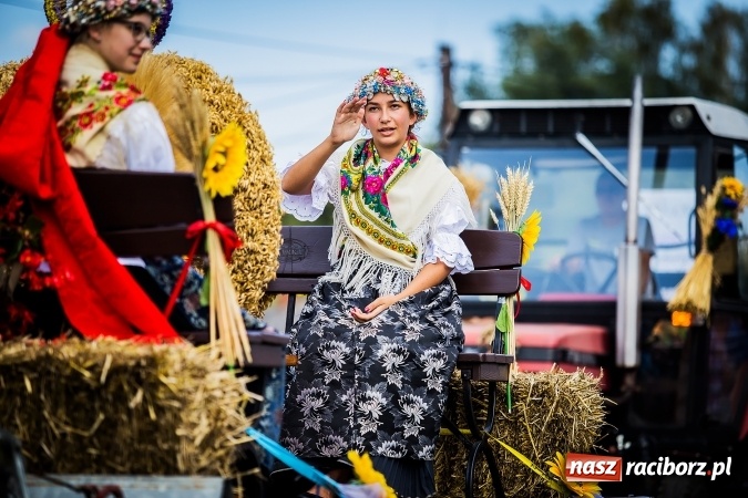 Zdjęcie w galerii na portalu naszraciborz.pl: Dożynki 2016. W Bojanowie świętuje cała gmina Krzanowice. Kolorowo i pomysłowo wiadomości z regionu
