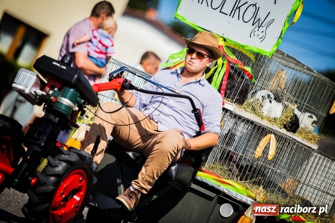 Zdjęcie w galerii na portalu naszraciborz.pl: Dożynki 2016. W Bojanowie świętuje cała gmina Krzanowice. Kolorowo i pomysłowo wiadomości z regionu