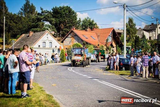 Zdjęcie w galerii na portalu naszraciborz.pl: Dożynki 2016. W Bojanowie świętuje cała gmina Krzanowice. Kolorowo i pomysłowo wiadomości z regionu