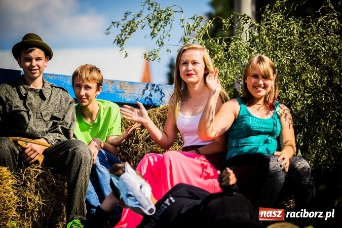 Zdjęcie w galerii na portalu naszraciborz.pl: Dożynki 2016. W Bojanowie świętuje cała gmina Krzanowice. Kolorowo i pomysłowo wiadomości z regionu