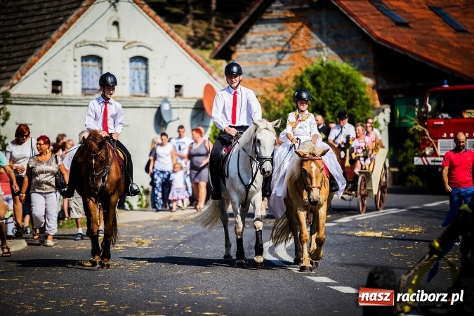 Zdjęcie w galerii na portalu naszraciborz.pl: Dożynki 2016. W Bojanowie świętuje cała gmina Krzanowice. Kolorowo i pomysłowo wiadomości z regionu